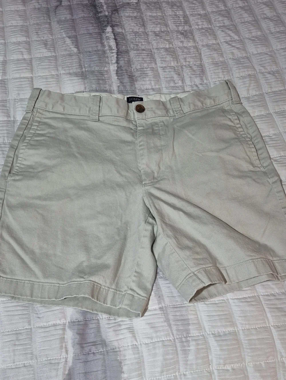 J. Crew Men's Chino Shorts in Light Khaki
